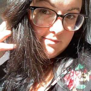 Meet your Posher, Stacey